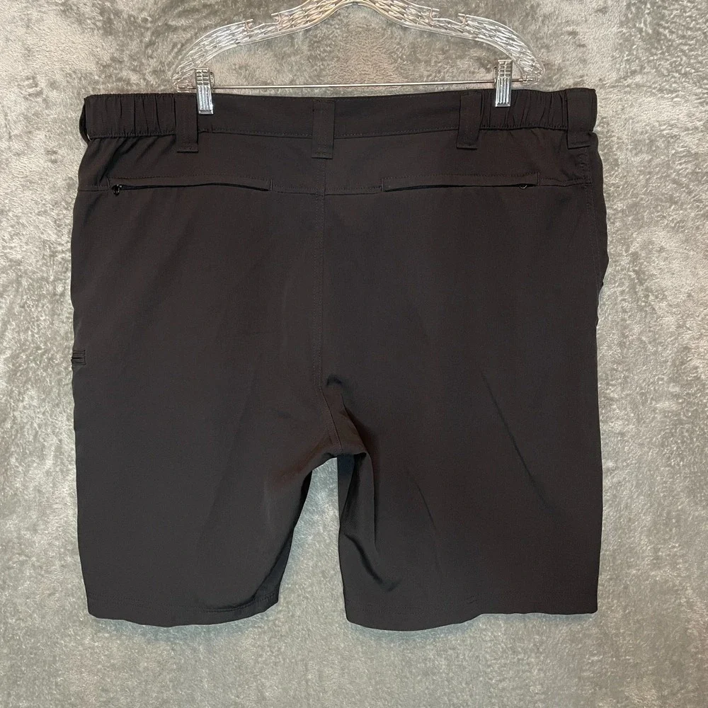 Wrangler Mens Size 46 Outdoor Performance Quick Dry Zip Cargo Short UPF Black